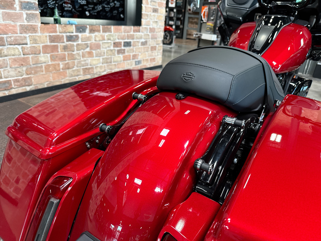 Road Glide®