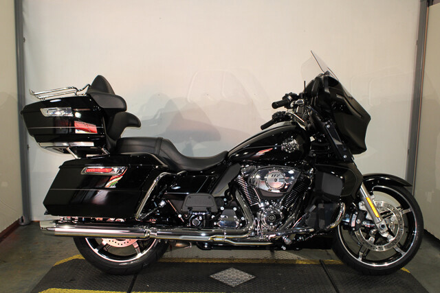 Street Glide® Ultra