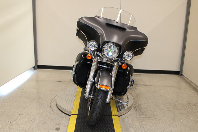 Electra Glide® Ultra Limited® Low