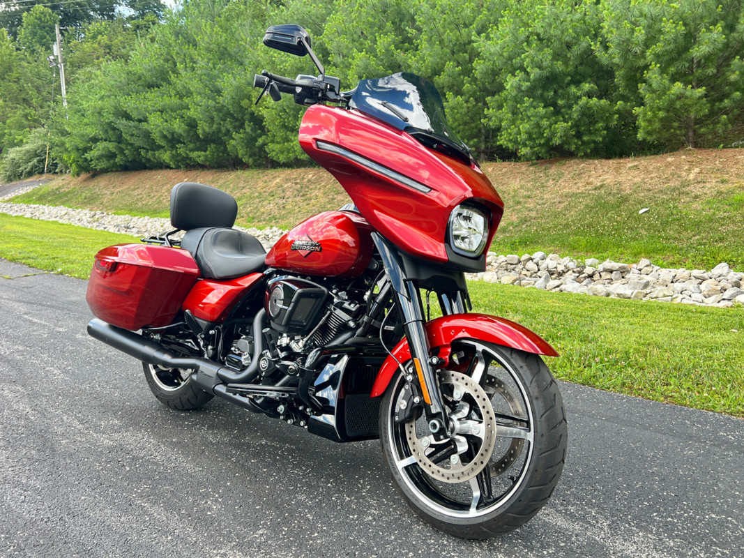 Street Glide®