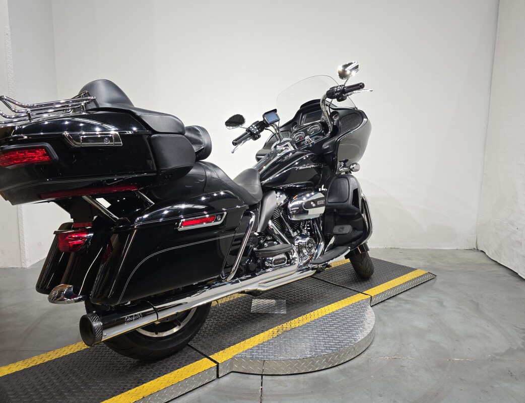 Road Glide® Ultra