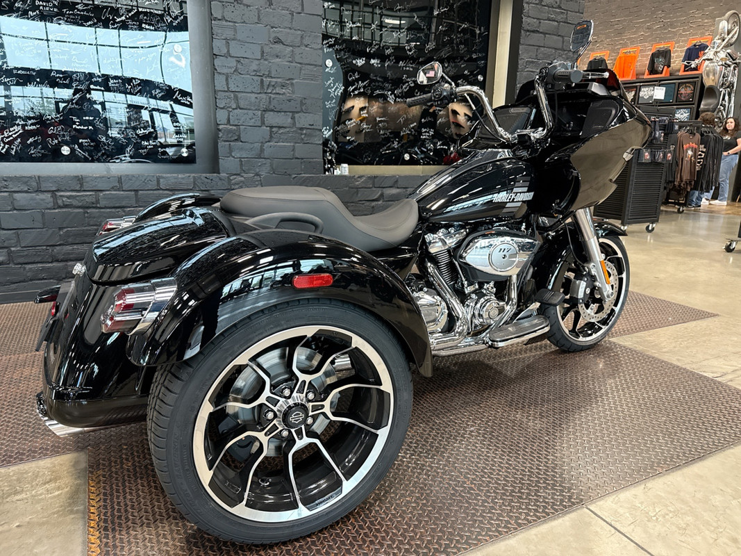 Road Glide® 3