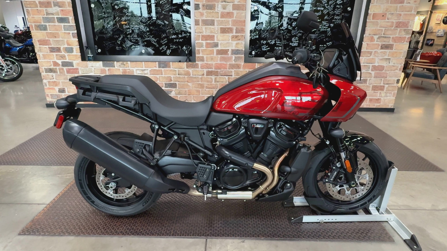 Pan America® 1250 ST