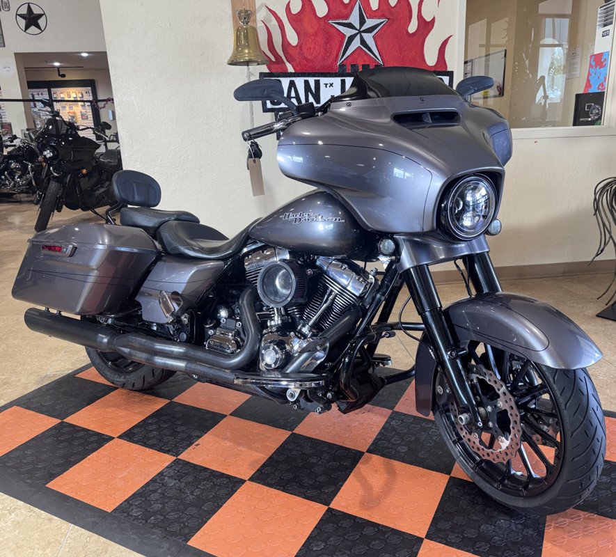 Street Glide® Special