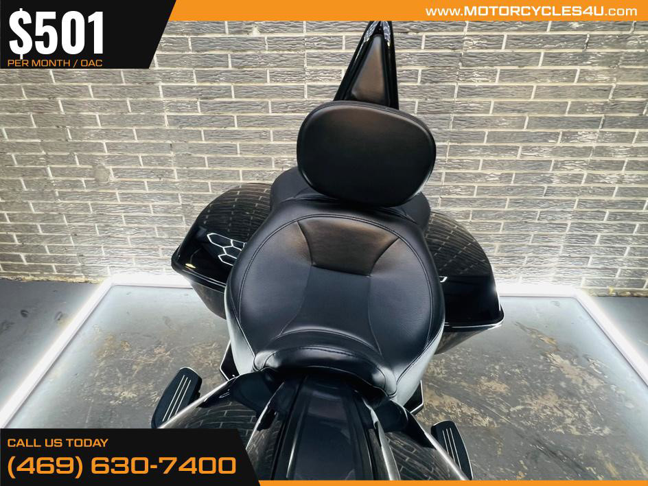 Street Glide® ST