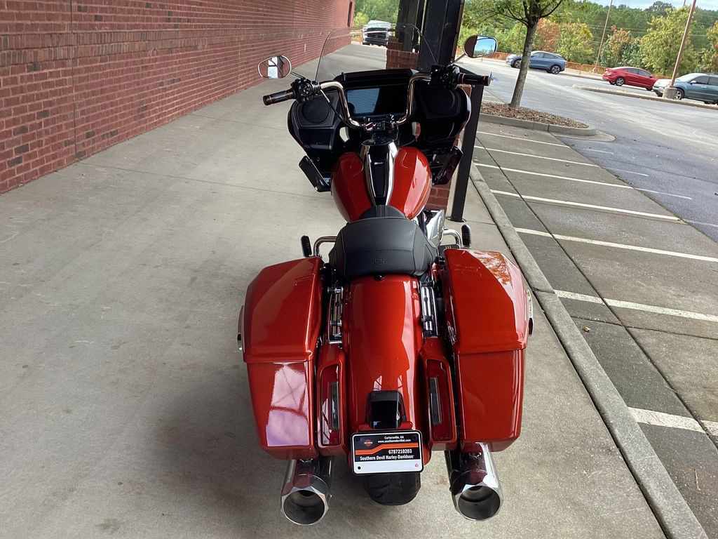 Road Glide®