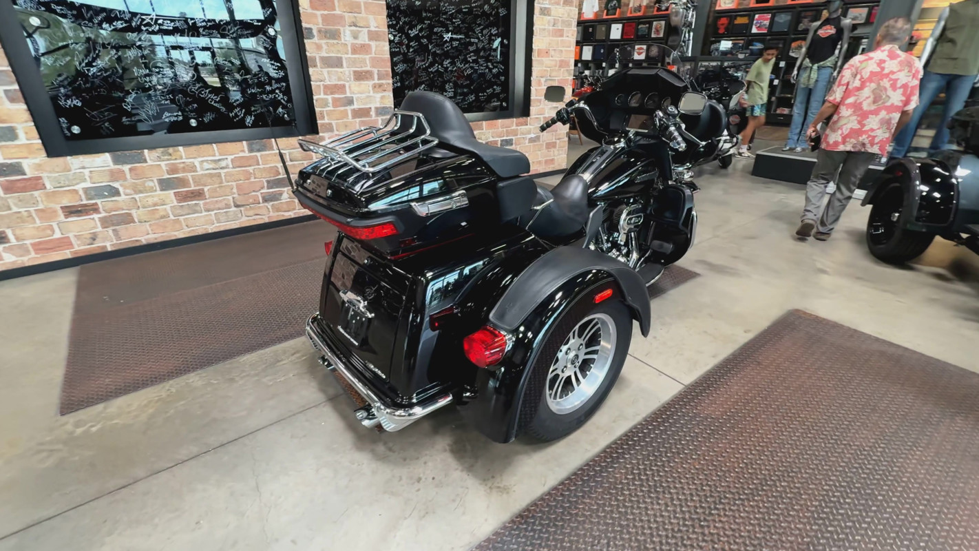 Tri Glide® Ultra Classic®