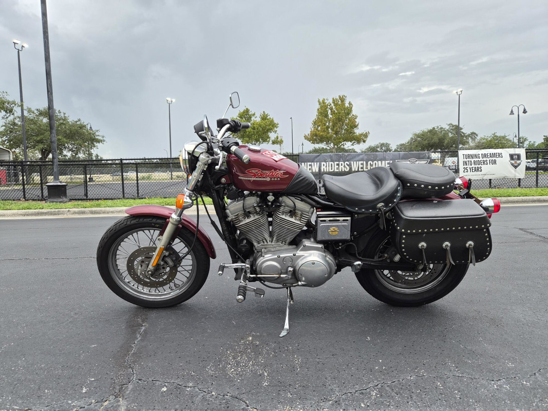 Sportster® 883 Custom
