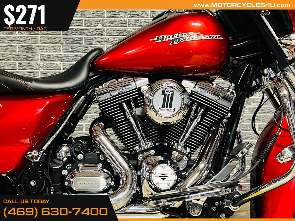 Street Glide®