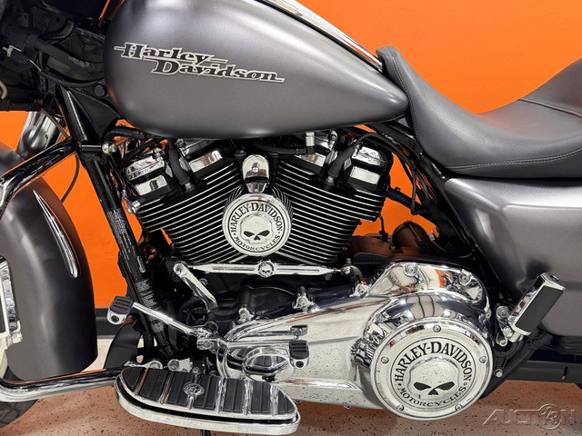Street Glide® Special