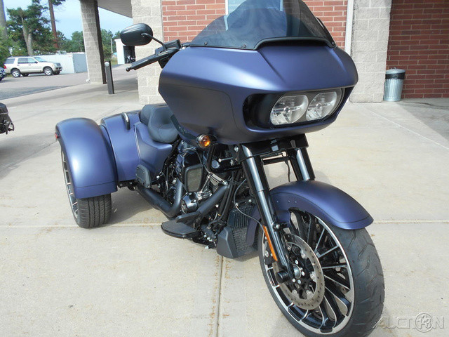 Road Glide® 3