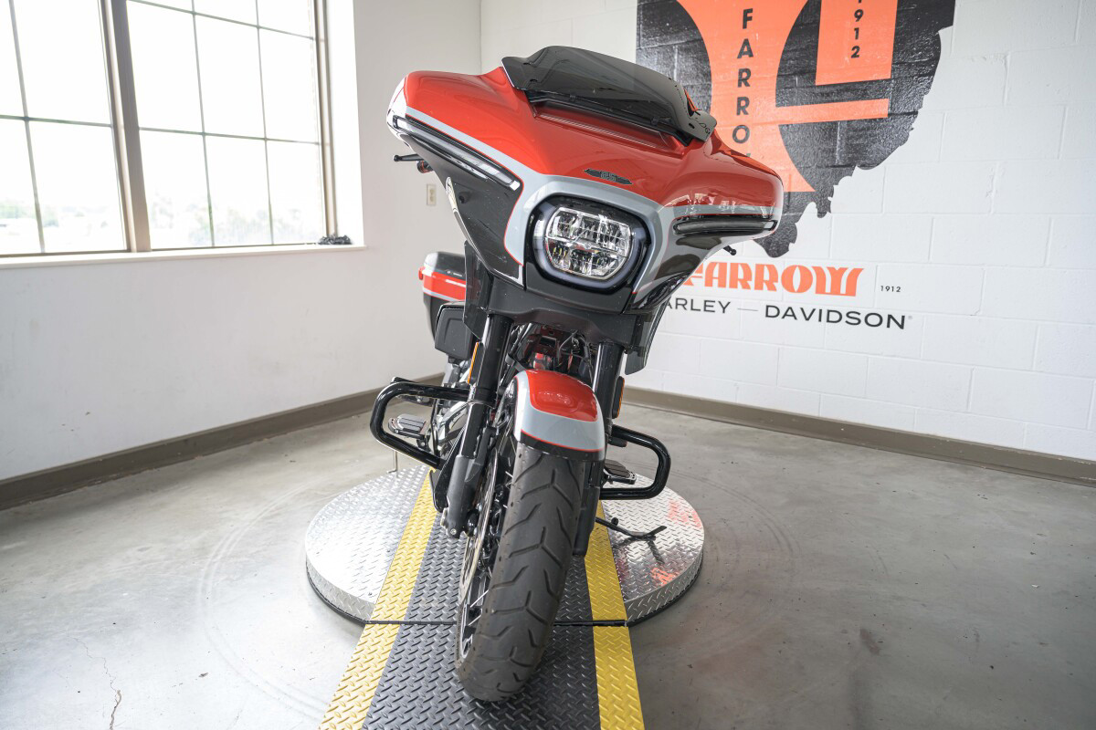 CVO® Street Glide®