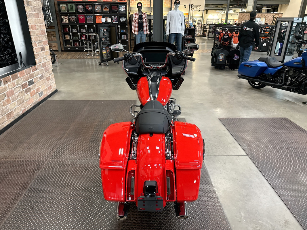 Road Glide®