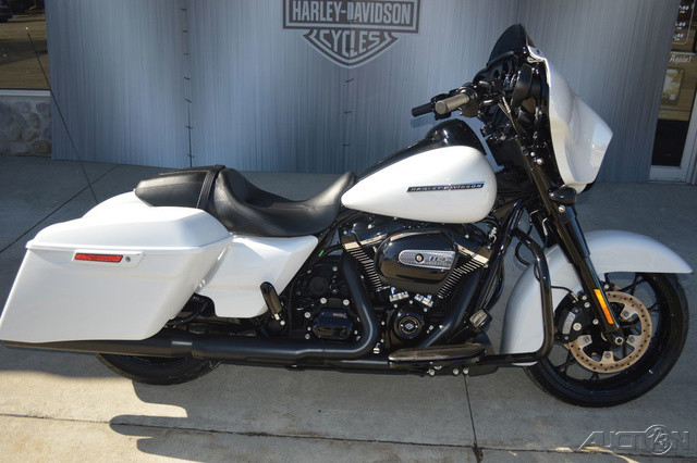 Street Glide® Special