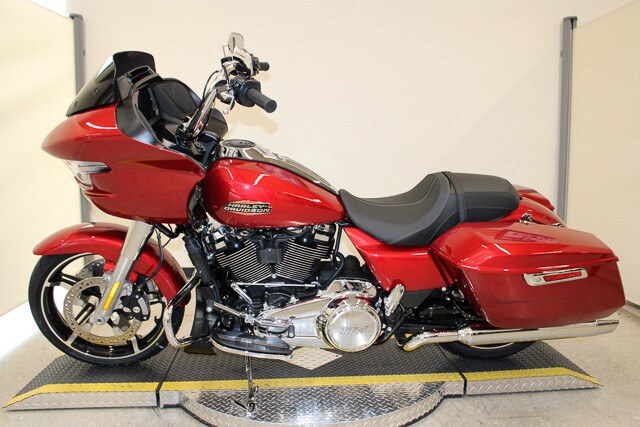 Road Glide®
