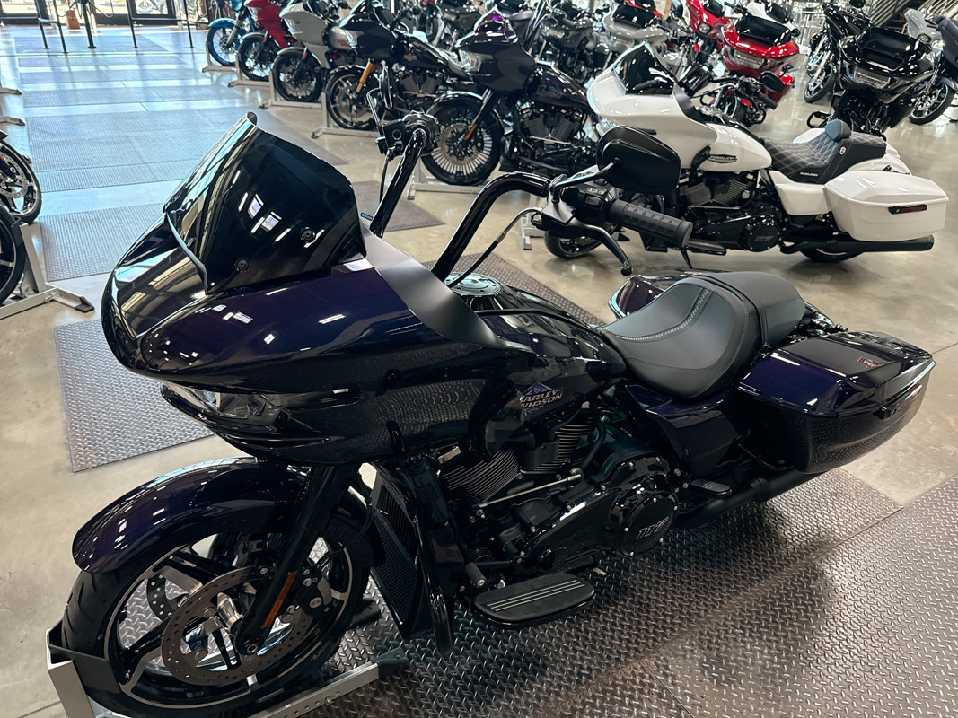 Road Glide®