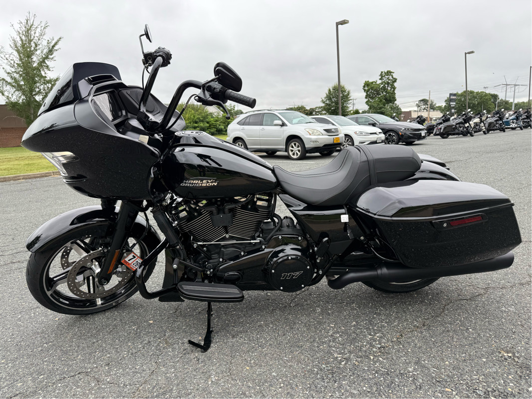 Road Glide®