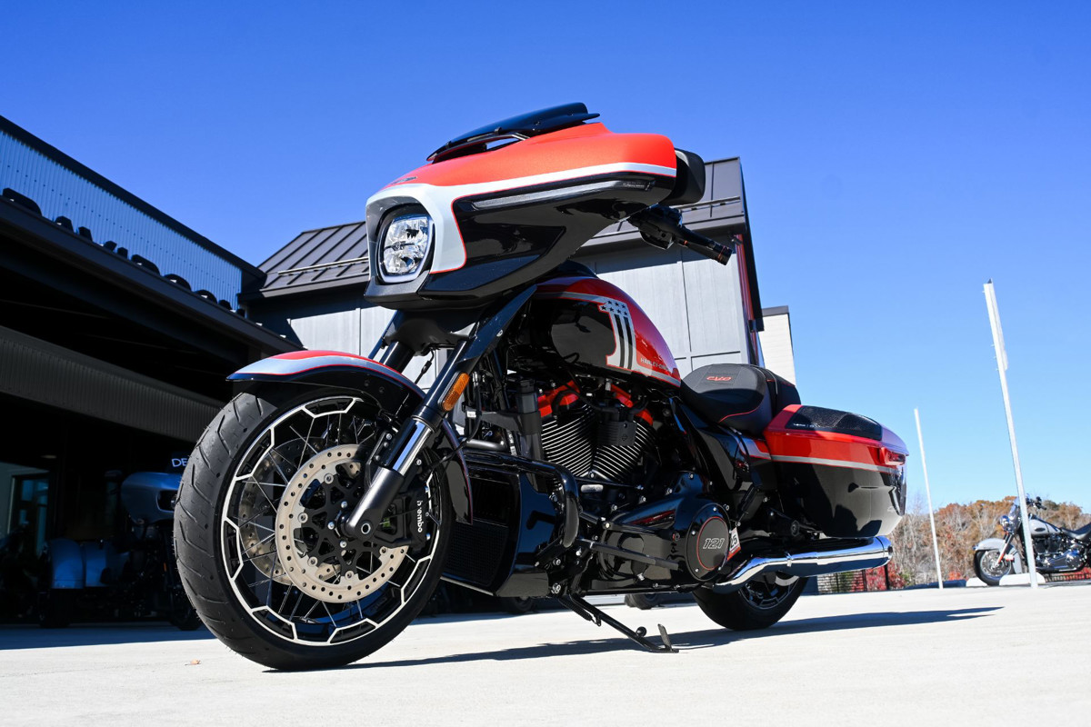 CVO® Street Glide®