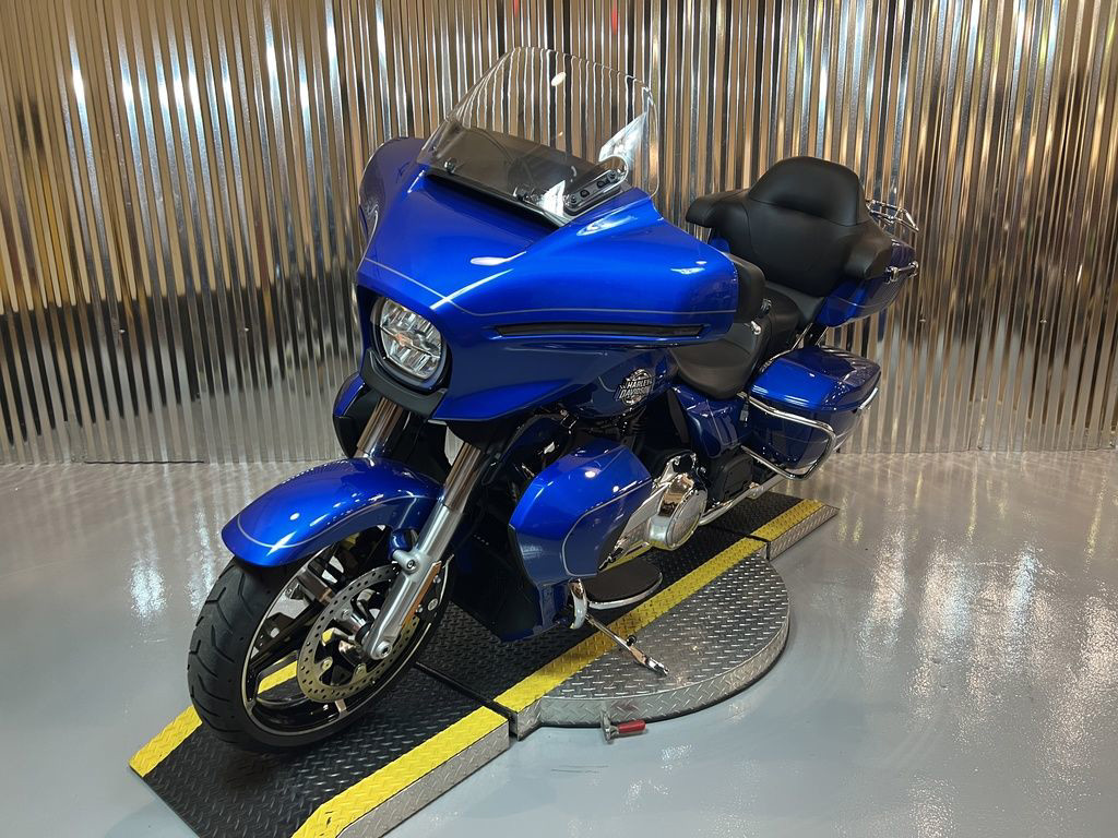 Street Glide® Ultra