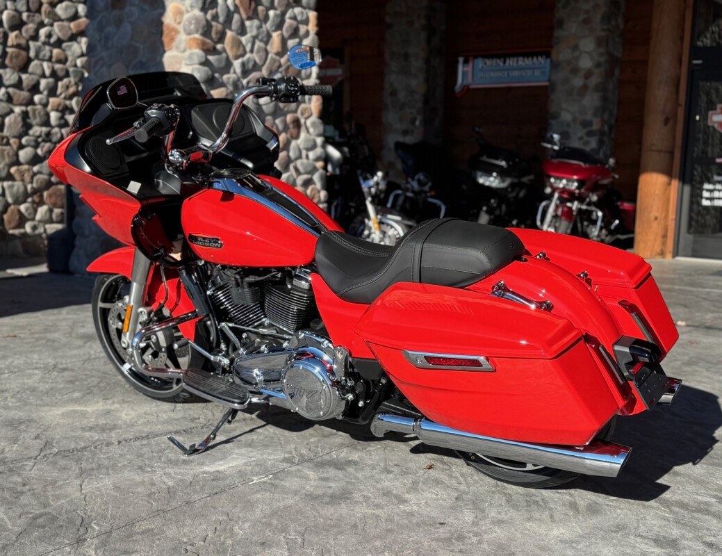 Road Glide®