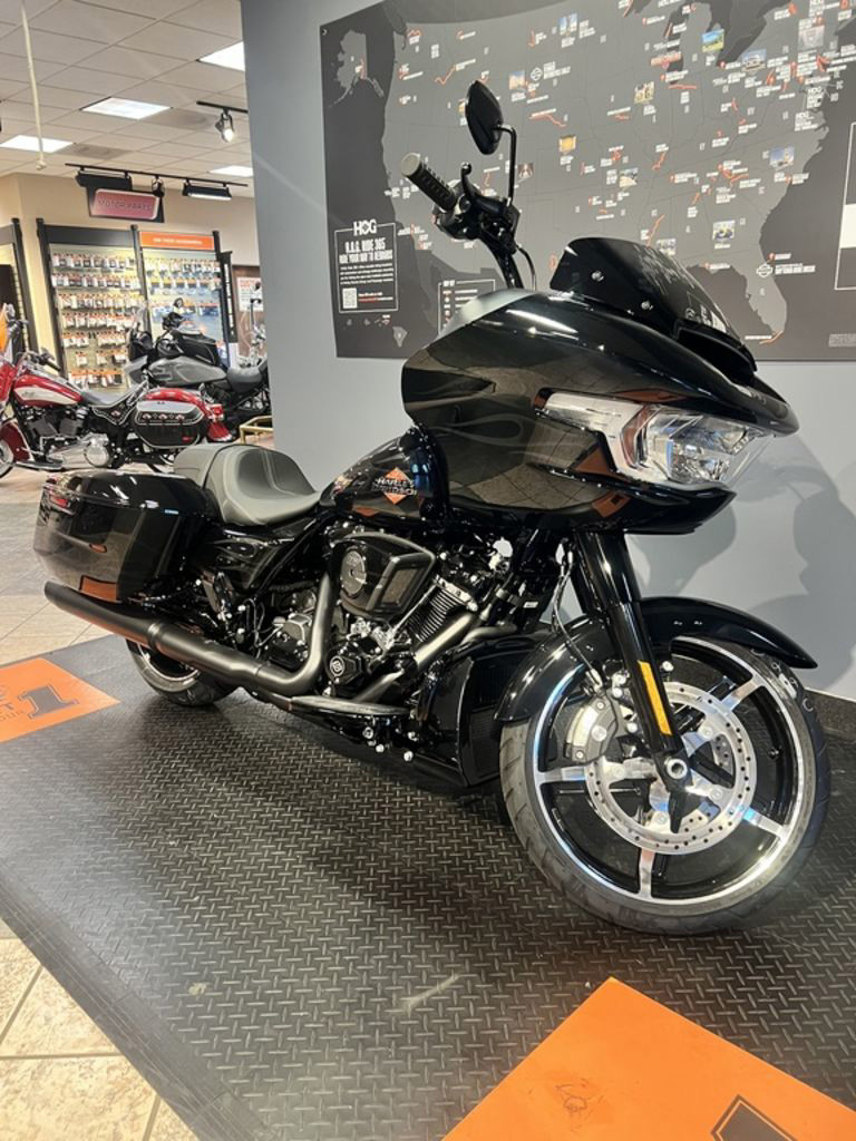 Road Glide®