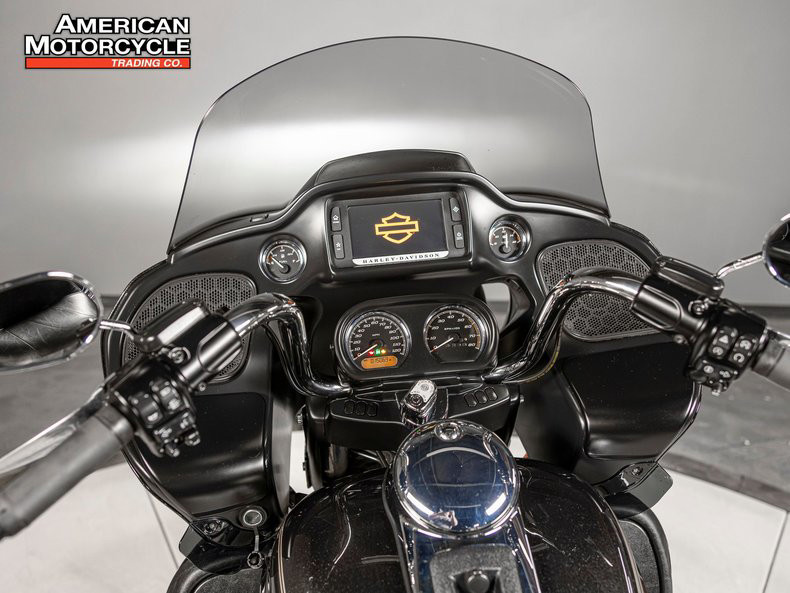 Road Glide® Ultra