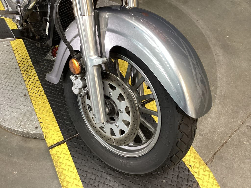 Boulevard C50C (Aluminum Wheels)