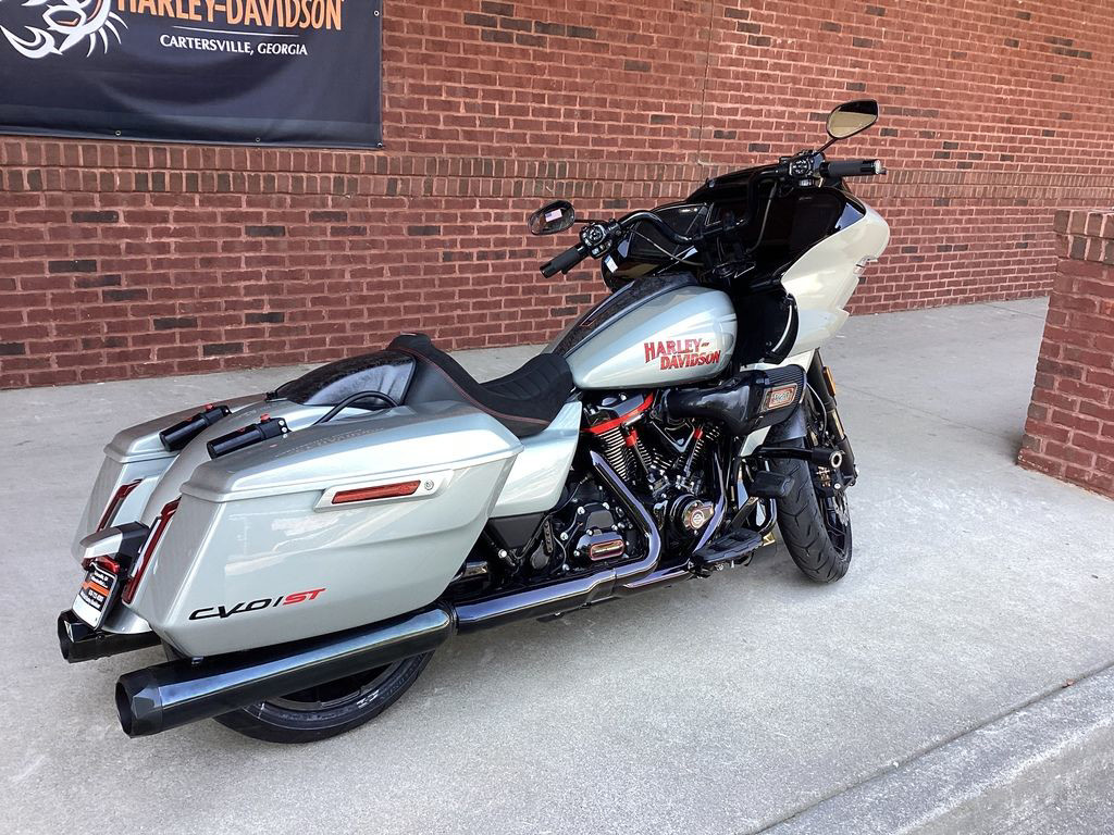 CVO® Road Glide® ST