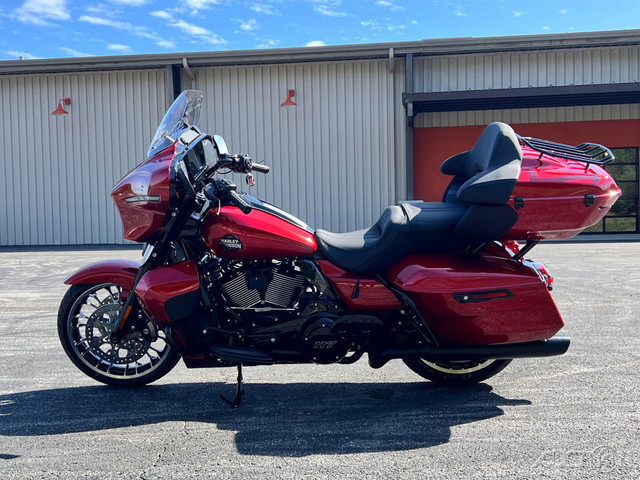 Street Glide® Limited