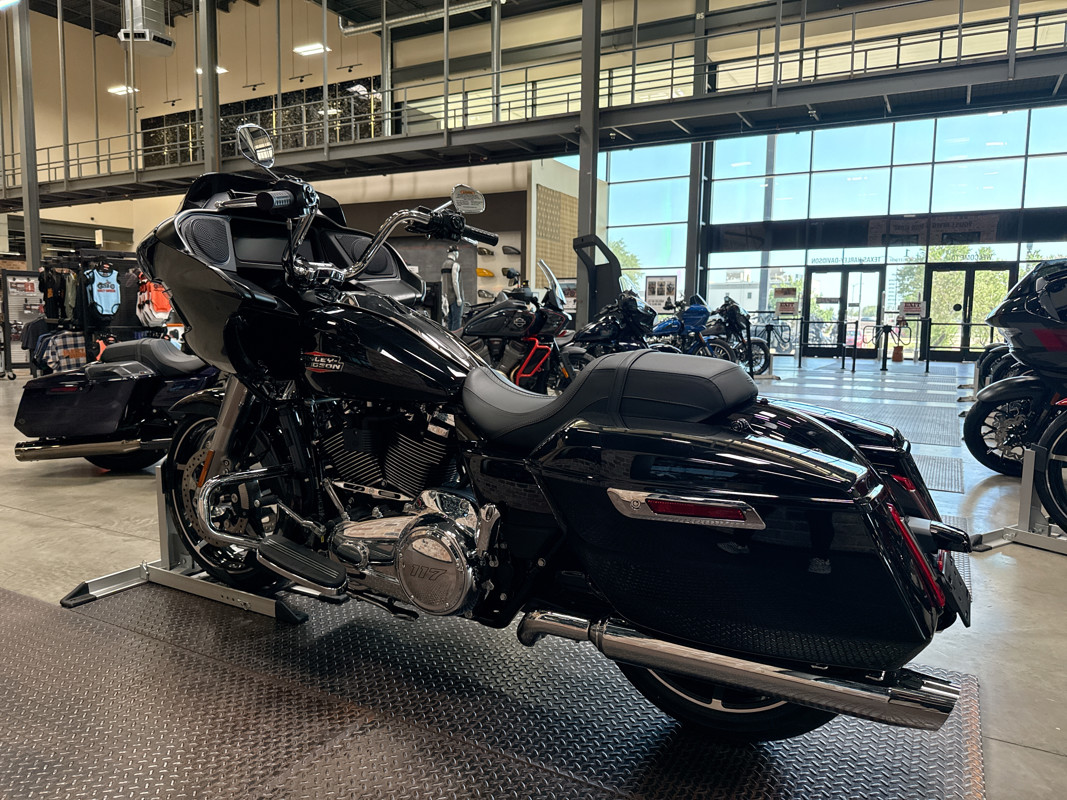 Road Glide®