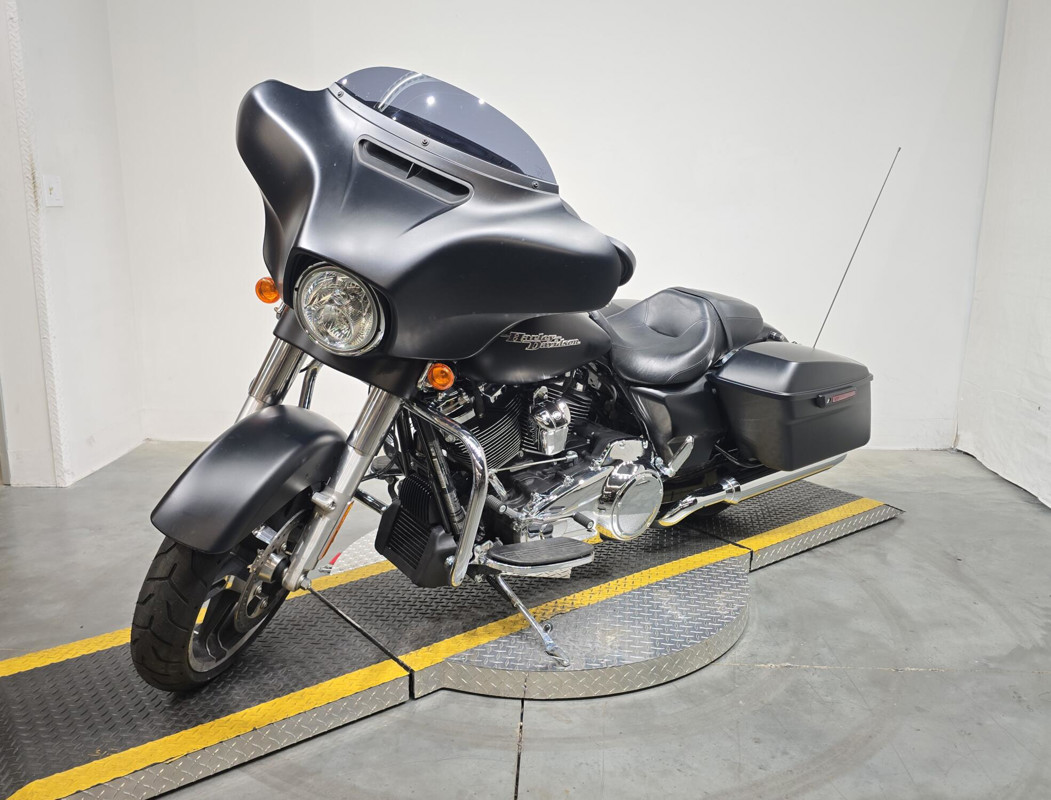 Street Glide® Special