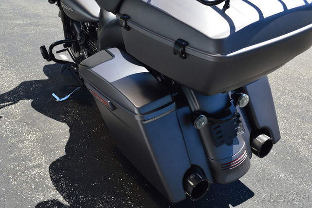 Street Glide® Special