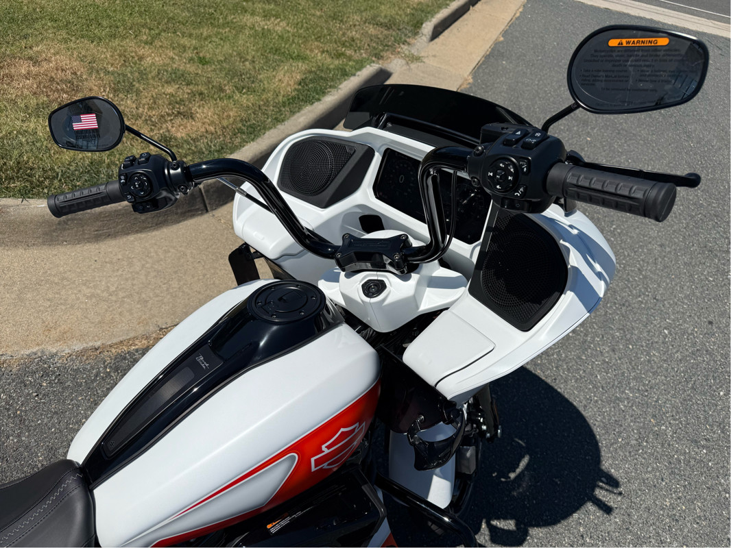 Road Glide®