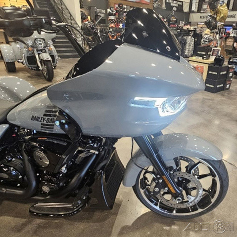 Road Glide® 3