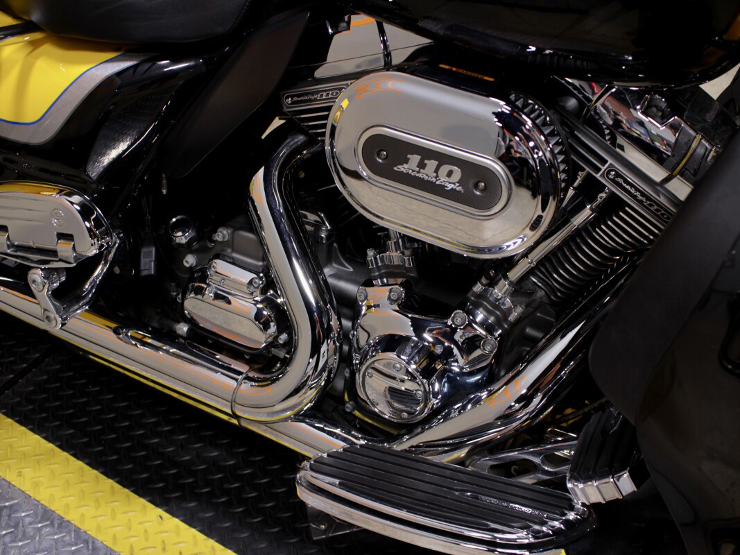 CVO® Ultra Classic® Electra Glide®