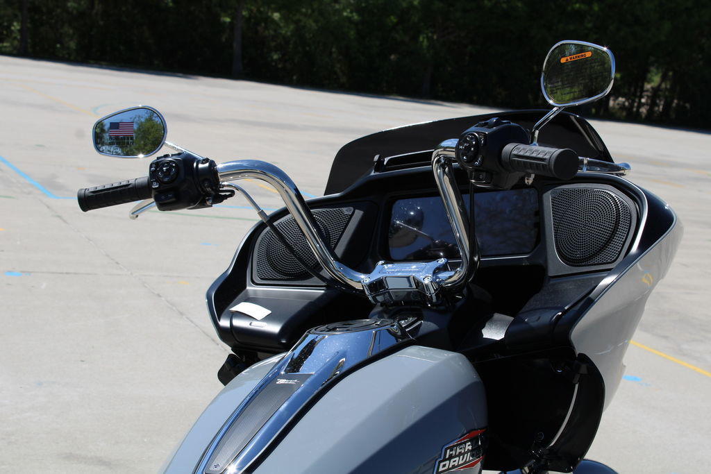 Road Glide®