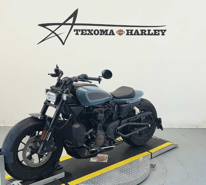 Sportster® S