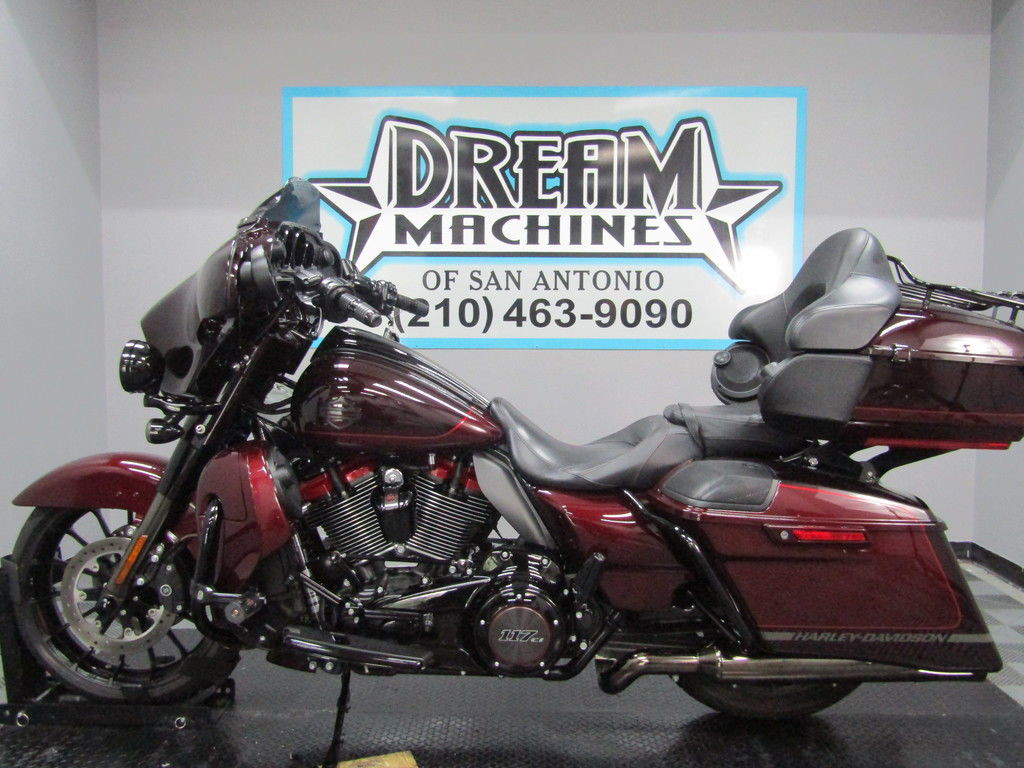 CVO® Street Glide®