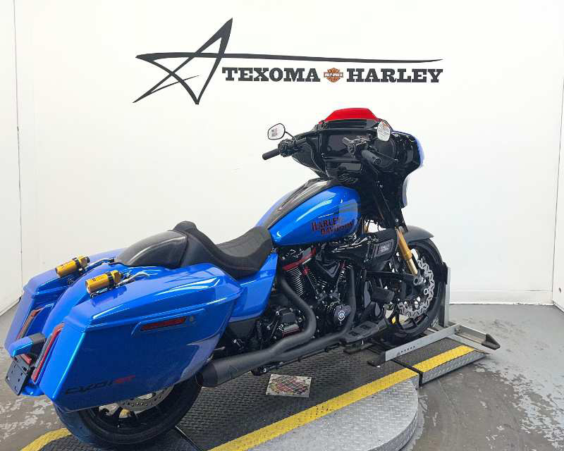 CVO® Street Glide® ST