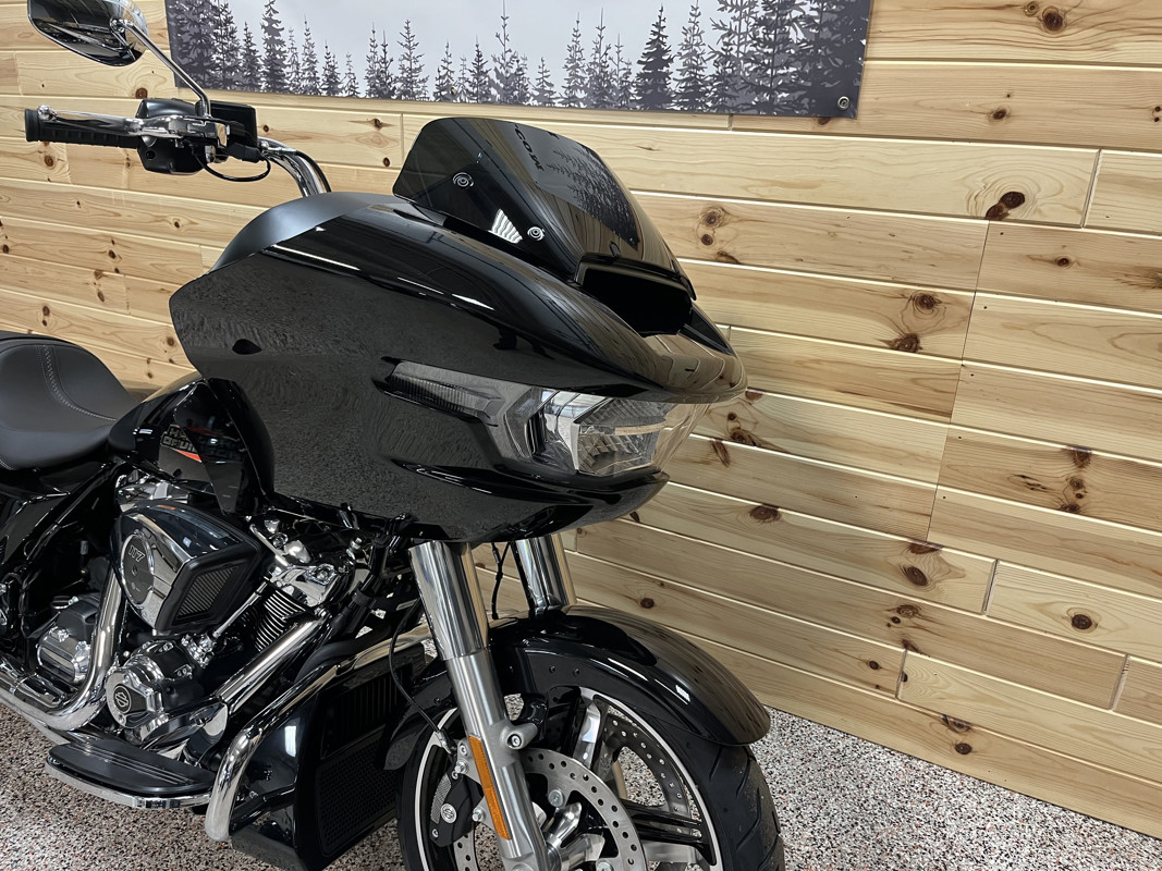 Road Glide®