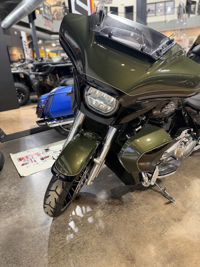 Street Glide® Limited