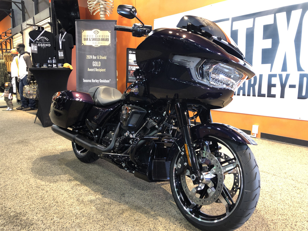 Road Glide®