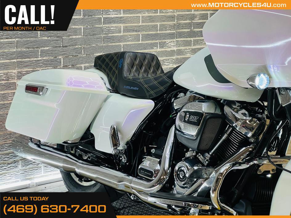 Road Glide®
