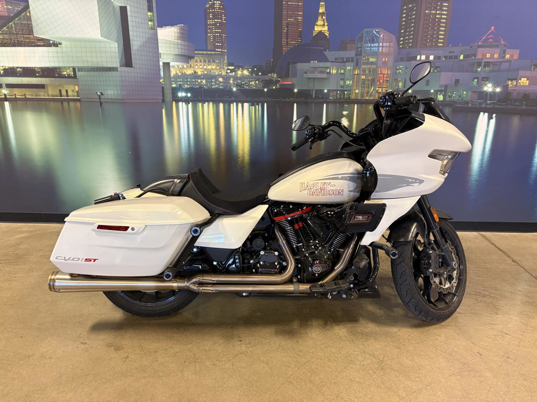 CVO® Road Glide® ST