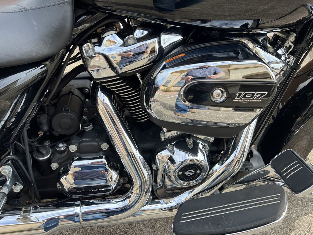 Road Glide®