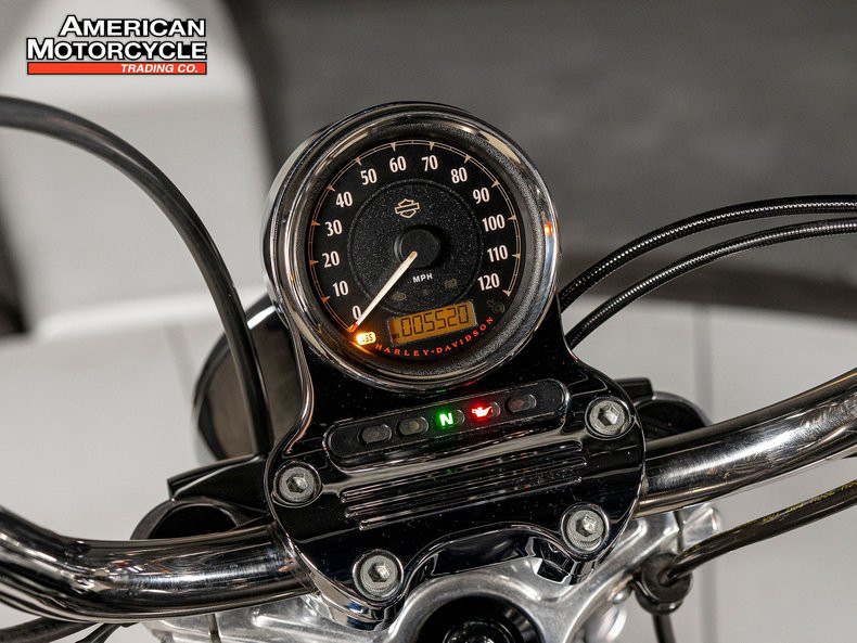 Sportster® Seventy-Two®