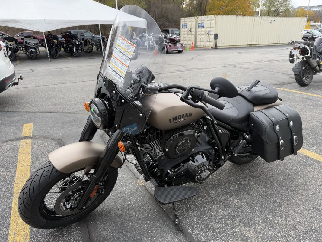 Super Chief Dark Horse