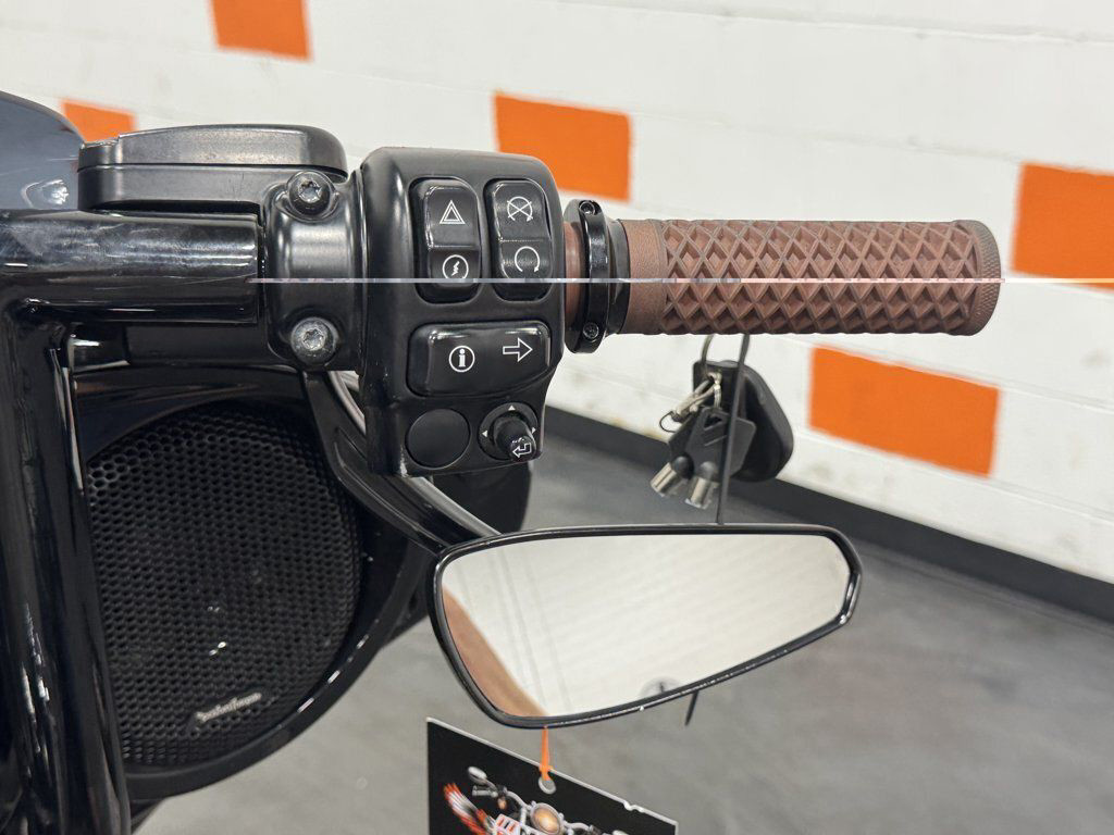 Street Glide® Special