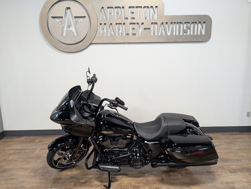 Road Glide®