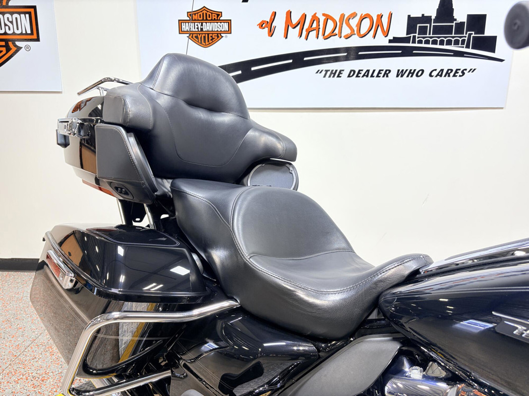 Road Glide® Ultra